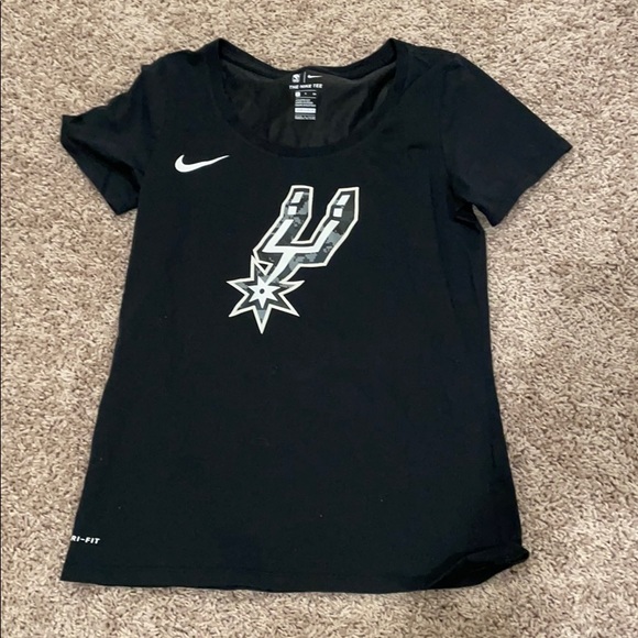 Nike Spurs shirt - Picture 2 of 2